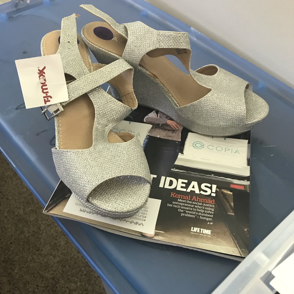 Silver wedge, never worn